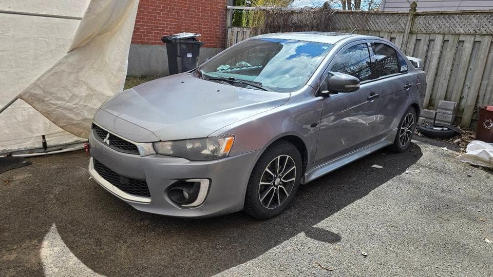 Mitsubishi Lancer